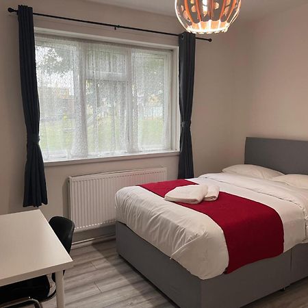 Starlet Stepney Apartment ลอนดอน ภายนอก รูปภาพ
