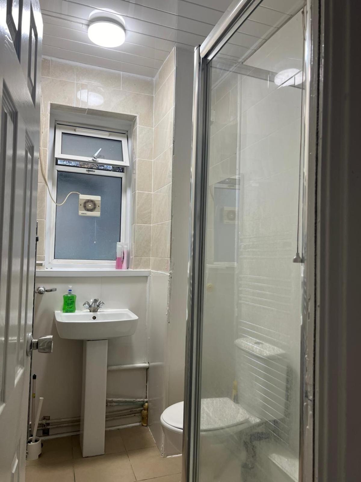 Starlet Stepney Apartment ลอนดอน ภายนอก รูปภาพ